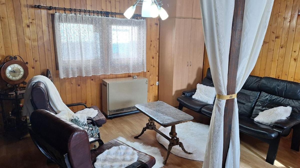 Wooden House Ada Villa Belgrad Exteriör bild